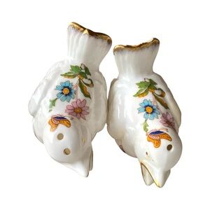 Vintage Bone China Figural Bird Salt and Pepper Shaker Set